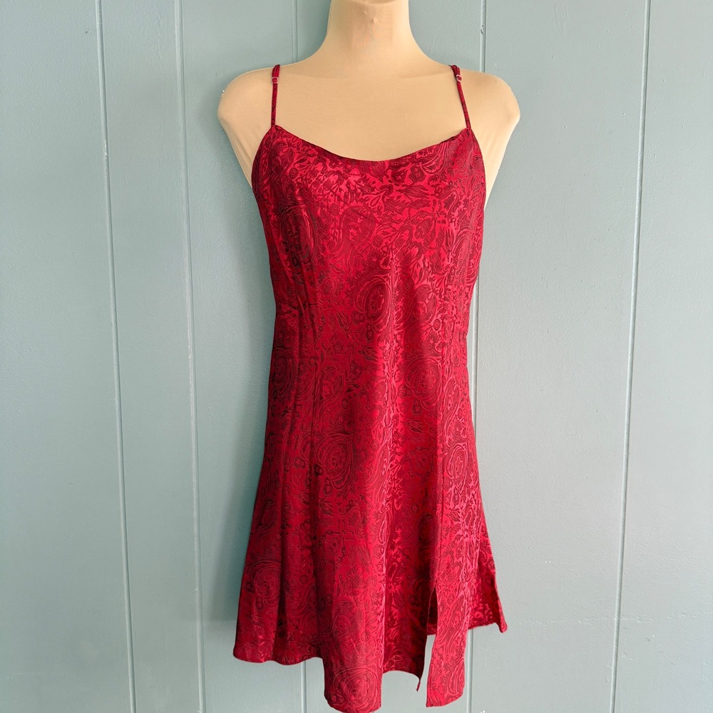 Victoria Secret Red Paisley Jacquard Satin Slip Mini Dress 90s Romantic Y2K S/M‎